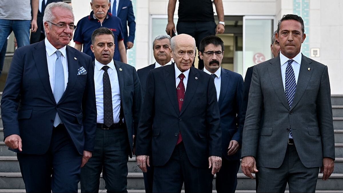 Fenerbahçe Başkanı Ali Koç, MHP lideri Devlet Bahçeli ve CHP Genel Başkanı Özgür Özel'le bir araya geldi - 3. Resim