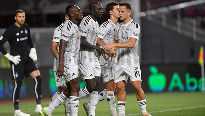 Beşiktaş'ın yıldızı ayrılık kararı aldı! Giovanni van Bronckhorst satış listesine koymuştu... Beşiktaş'ın yıldızı ayrılık kararı aldı! Giovanni van Bronckhorst satış listesine koymuştu... - 2. Resim