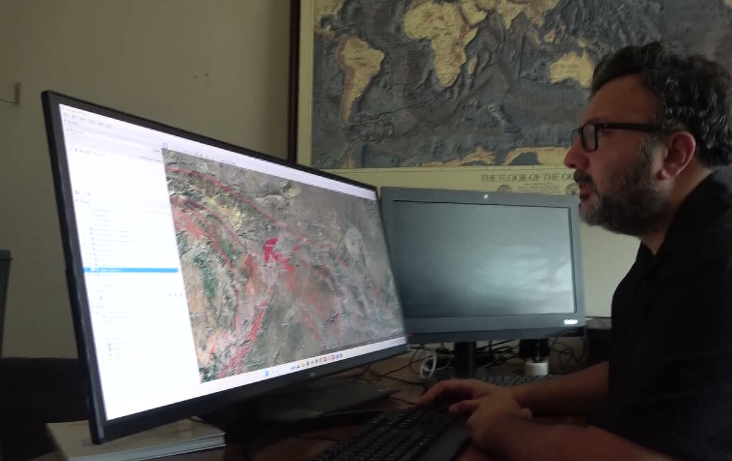 Bingöl'deki deprem sonrasında Dr. Kenan Akbayram'dan büyük deprem uyarısı - 3. Resim