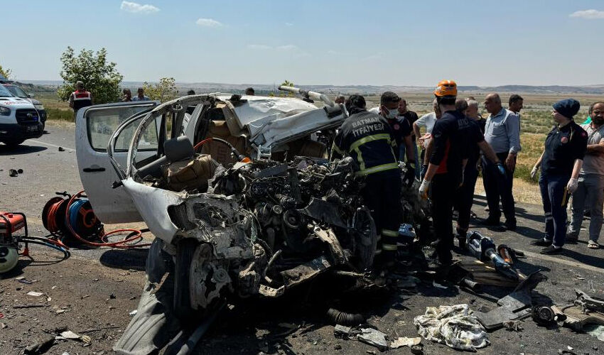 Düğün yolunda kahreden kaza: Aynı aileden 4 kişi can verdi - 1. Resim