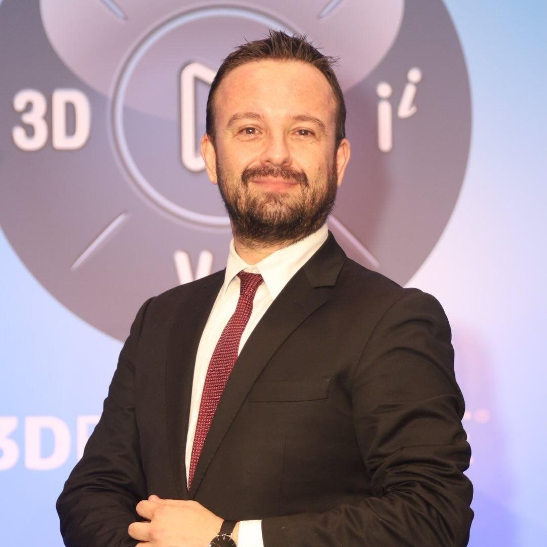 Kadıköy'de genç müzisyen Çınar Ersanlı elleri ve ayakları bağlı halde ölü bulundu Kadıköy'de genç müzisyen elleri ve ayakları bağlı halde ölü bulundu - 1. Resim