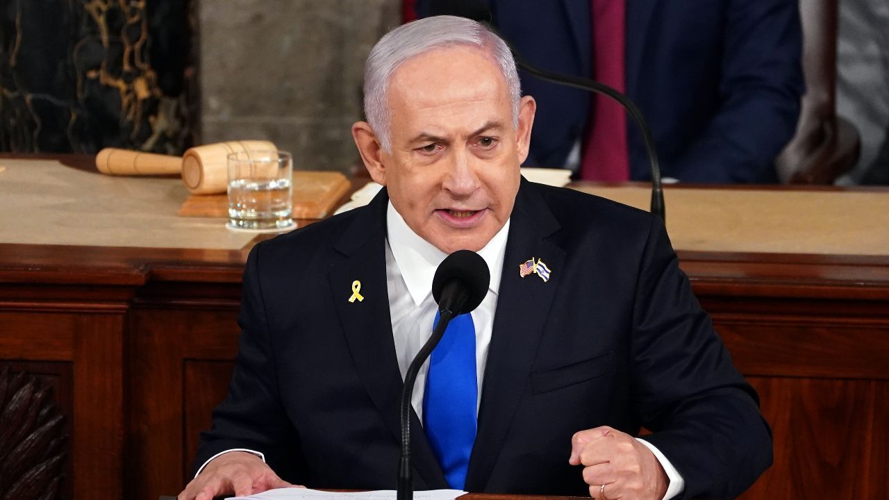 Netanyahu'dan İsrail ordusuna Suriye talimatı: Karşı savunmaya hazır olun İsrail yine şaşırtmadı! Netanyahu ateşkes için Gazze'nin tapusunu istiyor | Türkiye  Gazetesi