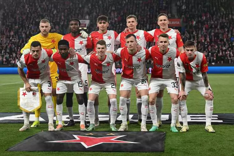 Şampiyonlar Ligi play-off aşamasındaki en değerli takımlar belli oldu! Galatasaray sürpriz yaptı Şampiyonlar Ligi play-off aşamasındaki en değerli takımlar belli oldu! Galatasaray sürpriz yaptı - 14. Resim