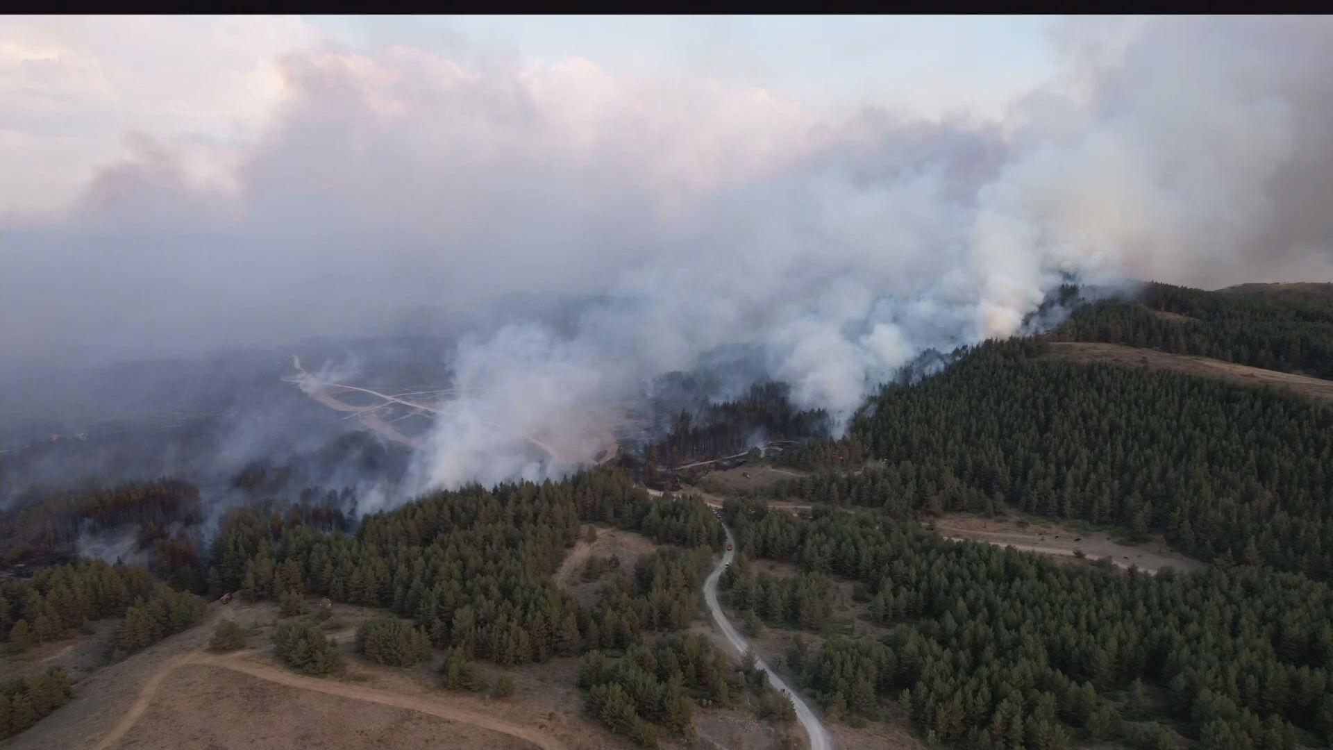 Bolu'da orman yangını! 36 hane tahliye edildi - 2. Resim