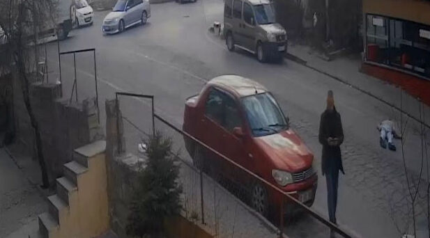 Dayak yediği eniştesine kurşun yağdırdı, ardından araç ile üzerinden geçti - 1. Resim