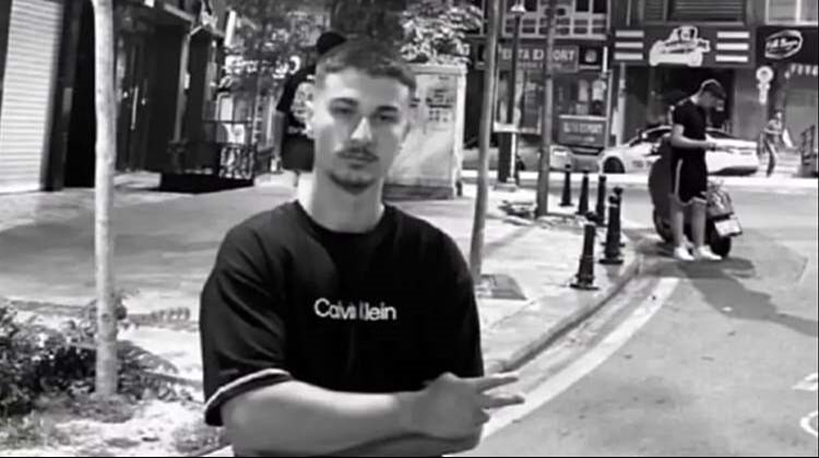 İstanbul'da kan donduran d&uuml;ello! 16 yaşındaki Emir Ko&ccedil;han paylaştığı fotoğraf i&ccedil;in &ouml;ld&uuml;r&uuml;ld&uuml; - 1. Resim