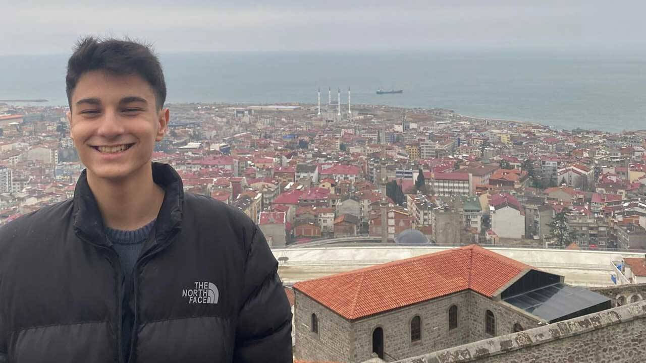 İstanbul'da kan donduran d&uuml;ello! 16 yaşındaki Emir Ko&ccedil;han paylaştığı fotoğraf i&ccedil;in &ouml;ld&uuml;r&uuml;ld&uuml; - 2. Resim