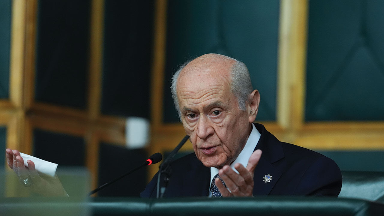MHP lideri Devlet Bahçeli'den terörle mücadele mesajı: DEM'lilerin dokunulmazlığı derhal kalksın - 1. Resim