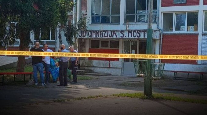 Okula silahlı saldırı! Temizlik görevlisi; müdür, öğretmen ve sekreteri öldürdü - 1. Resim