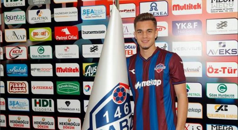 Trabzonspor'da 4 ayrılık! Bordo-mavililer KAP'a bildirdi - 2. Resim