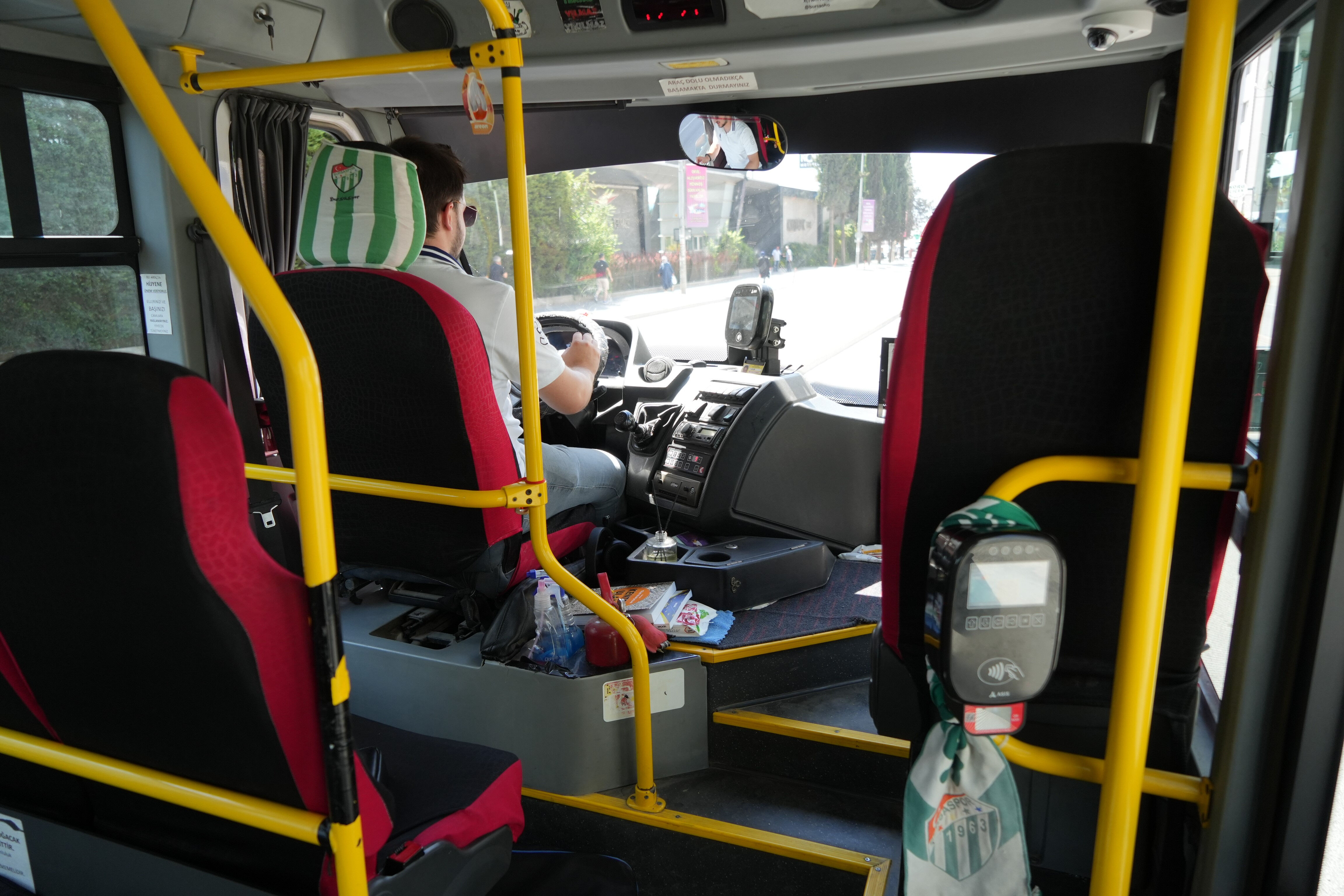 Yüksek lisanslı şoförden toplu taşımaya 'sosyolojik' dokunuş! Yüksek lisanslı şoförden toplu taşımaya 'sosyolojik' dokunuş! - 2. Resim