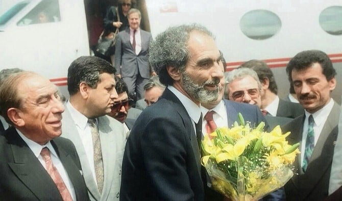 Azerbaycan'ın ikinci Cumhurbaşkanı Ebulfez Elçibey ile İsa Yusuf Alptekin'in buluşması böyle tarihe geçti - 2. Resim