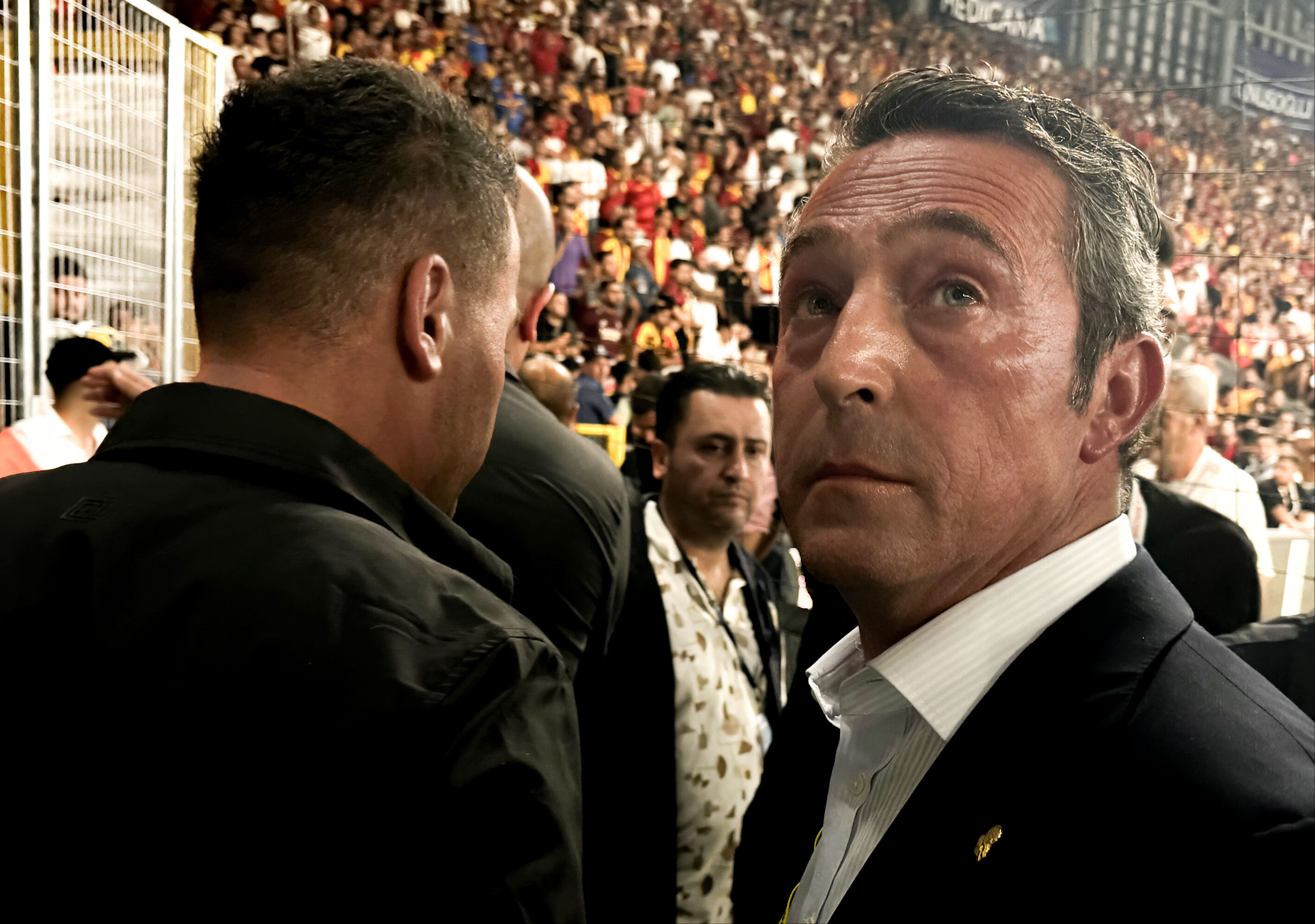 Fenerbahçe Başkanı Ali Koç ve Koç'a saldıran Fatih Özkan'ın cezaları belli oldu - 1. Resim