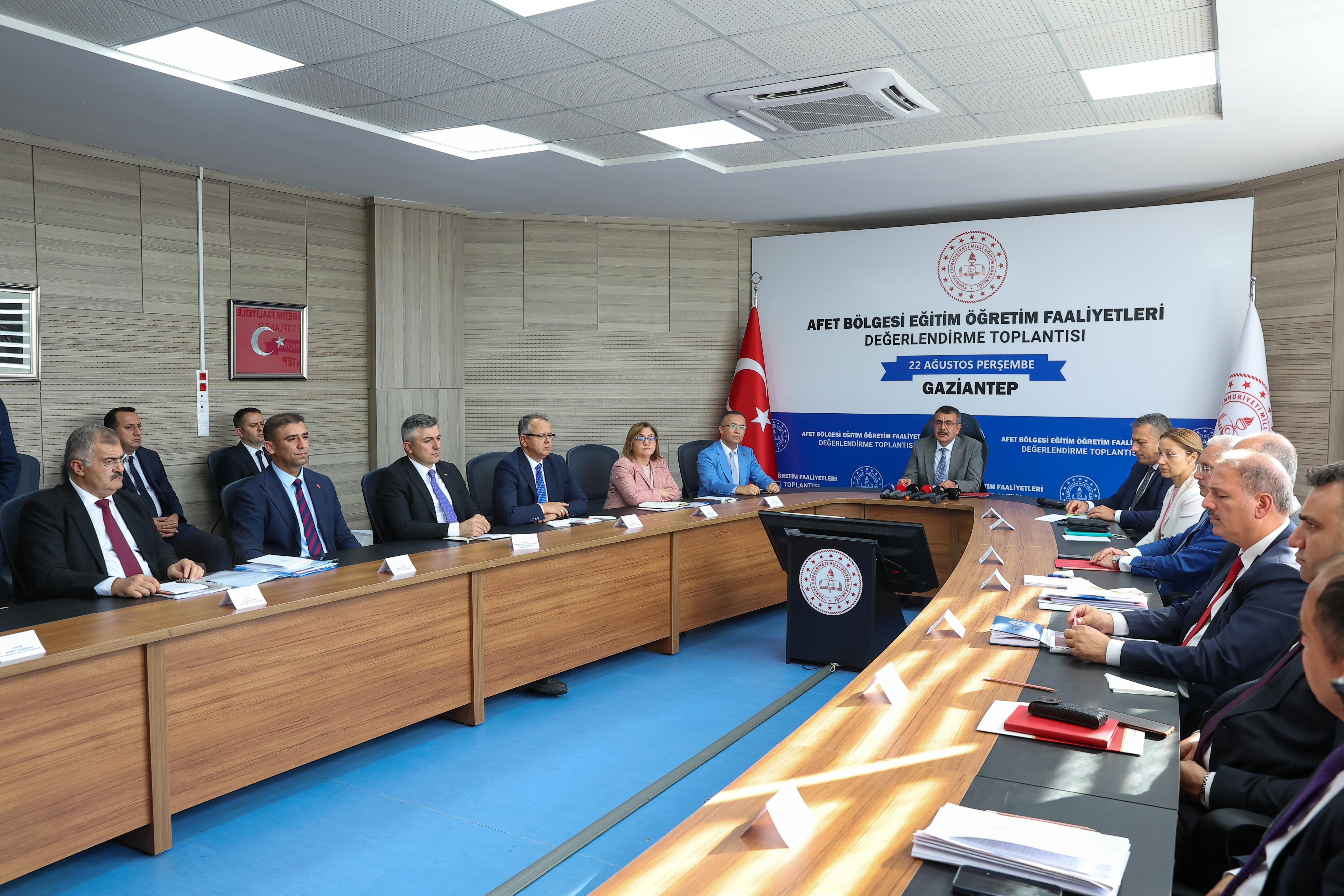 Okullar ne zaman açılacak, ara tatil kalkıyor mu? Bakan Tekin açıkladı - 2. Resim