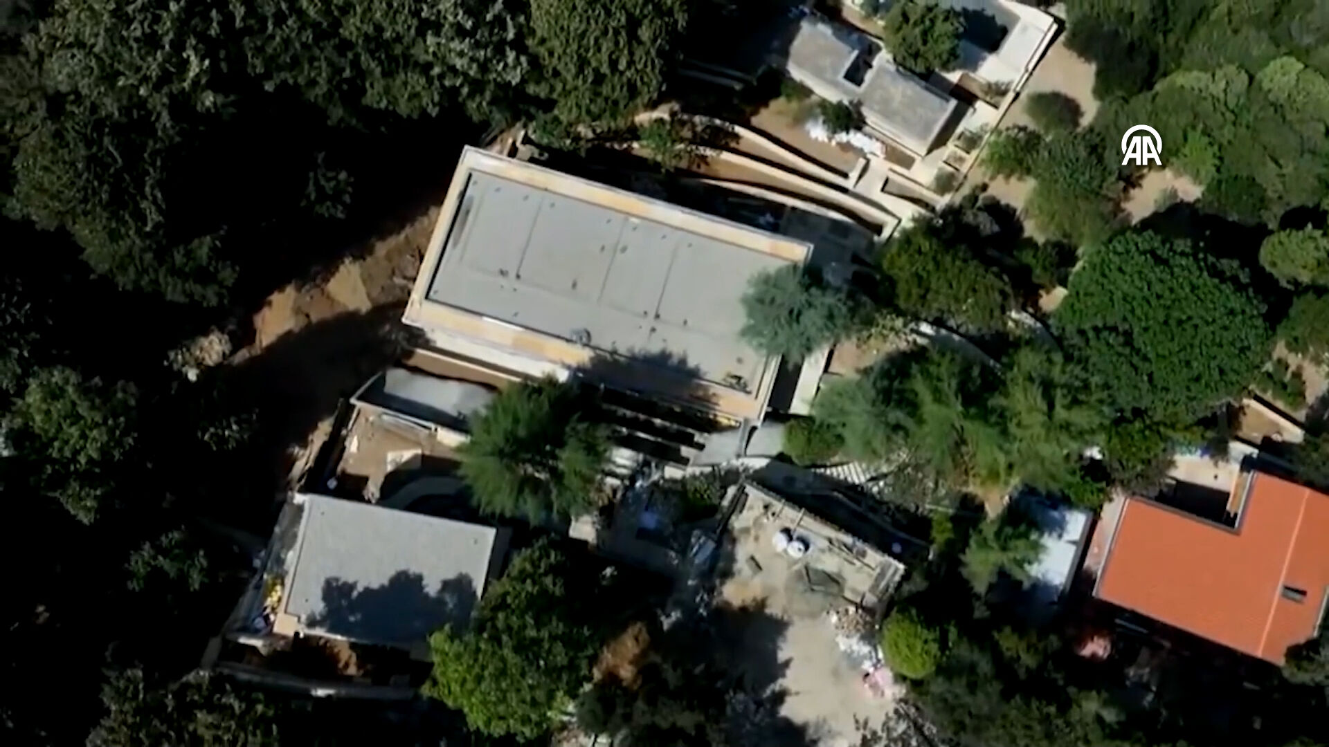 Vaniköy'de kaçak villa inşaatı! Bakanlık harekete geçti, İBB'ye tepki yağıyor Vaniköy'de kaçak villa inşaatı! Bakanlık harekete geçti, İBB'ye tepki yağıyor - 1. Resim