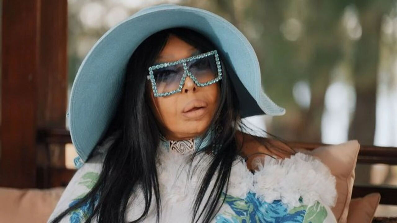 Bülent Ersoy'dan dikkat çeken para tavsiyesi: Kazandıklarınızı... - 3. Resim