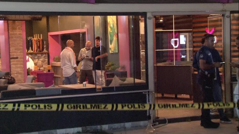 İstanbul'da iş yerine silahlı saldırı! Yaralılar var - 3. Resim