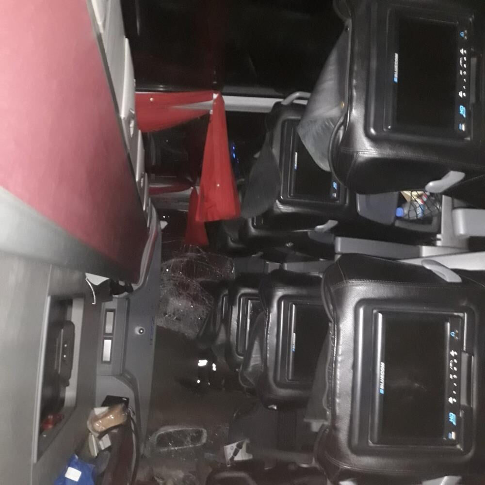 Burdur'da yolcu otobüsü devrildi, çok sayıda yaralı var Burdur'da yolcu otobüsü devrildi, çok sayıda yaralı var - 2. Resim