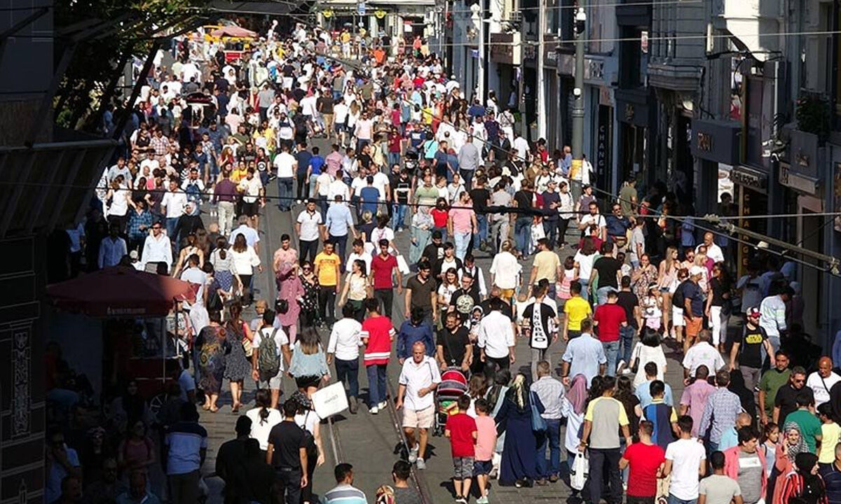 İstanbul'da rekor! Nem oranı yüzde 100'ü buldu - 1. Resim