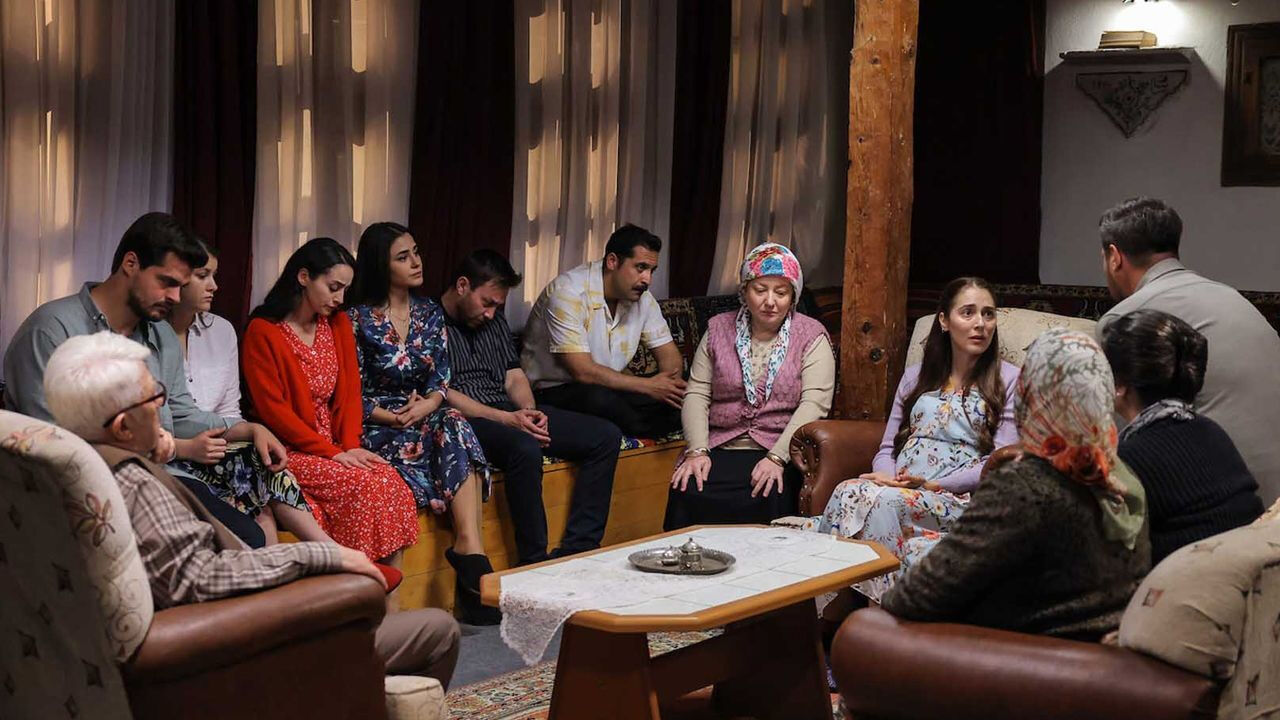 Sürpriz isim: Ünlü şarkıcı Gönül Dağı kadrosuna katıldı, görenler şaşırdı - 4. Resim