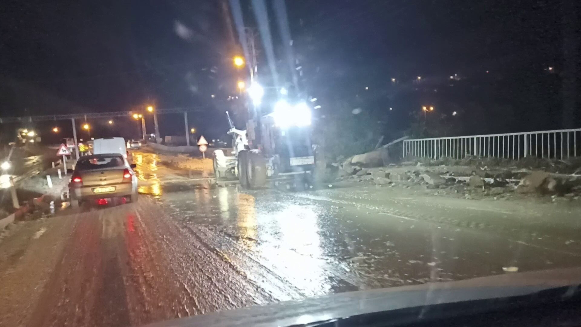 Türkiye sele teslim! Birçok ilde sağanak hayatı olumsuz etkiledi - 3. Resim