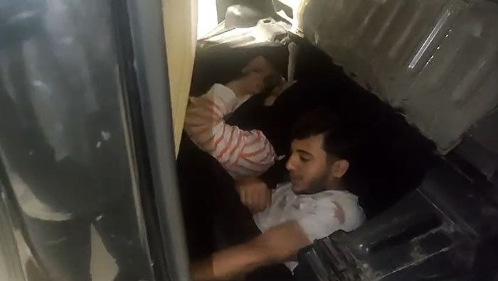 Avrupa hayalleri sınırda son buldu! Kaçak göçmenlerin saklandığı yer "Yok" artık dedirtti - 1. Resim