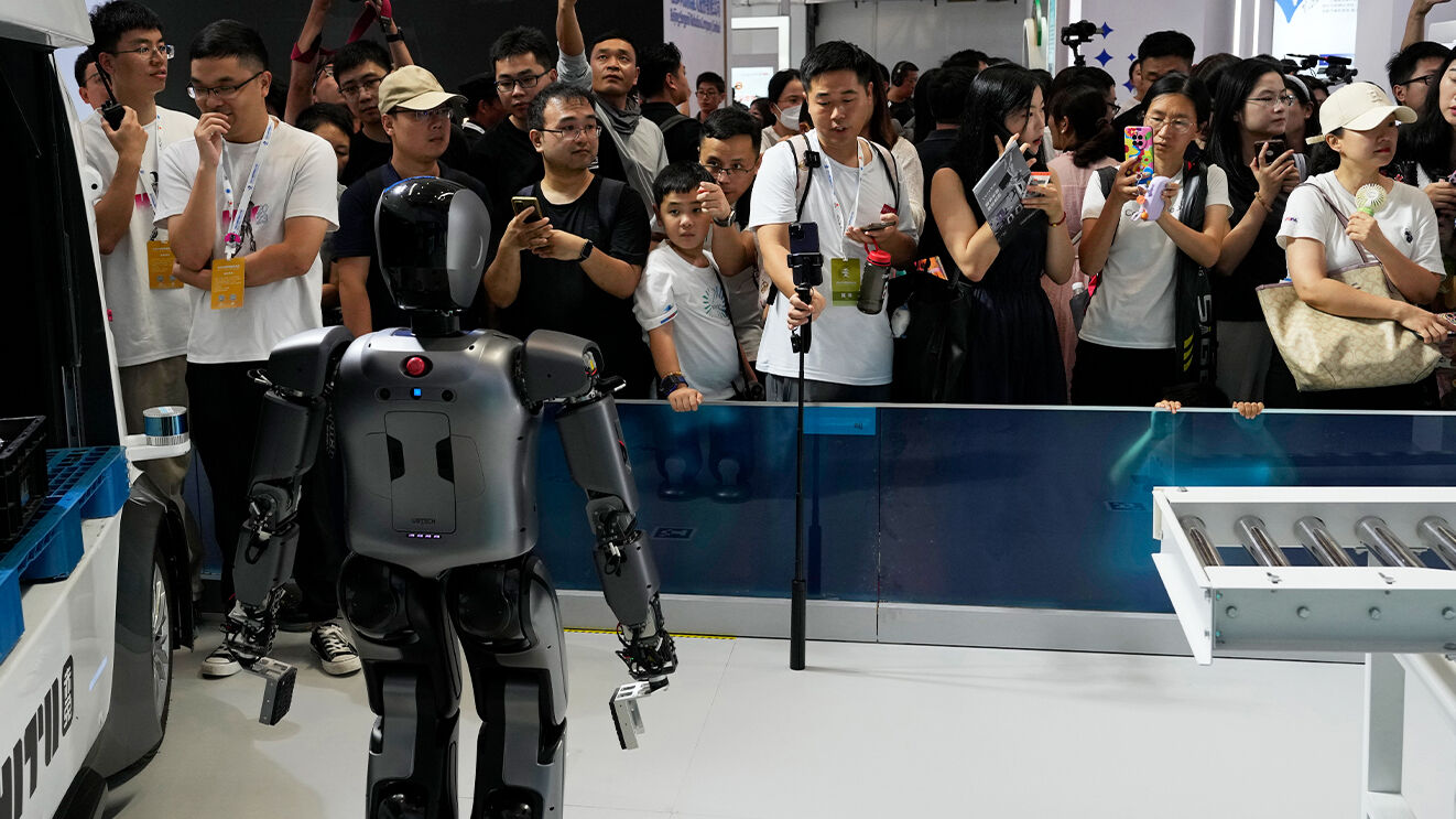 Gerçek kadın robotu sahtesinden ayırt edemediler! 2024 Dünya Robot Konferansı şaşırtıcı görüntülere sahne oldu - 6. Resim