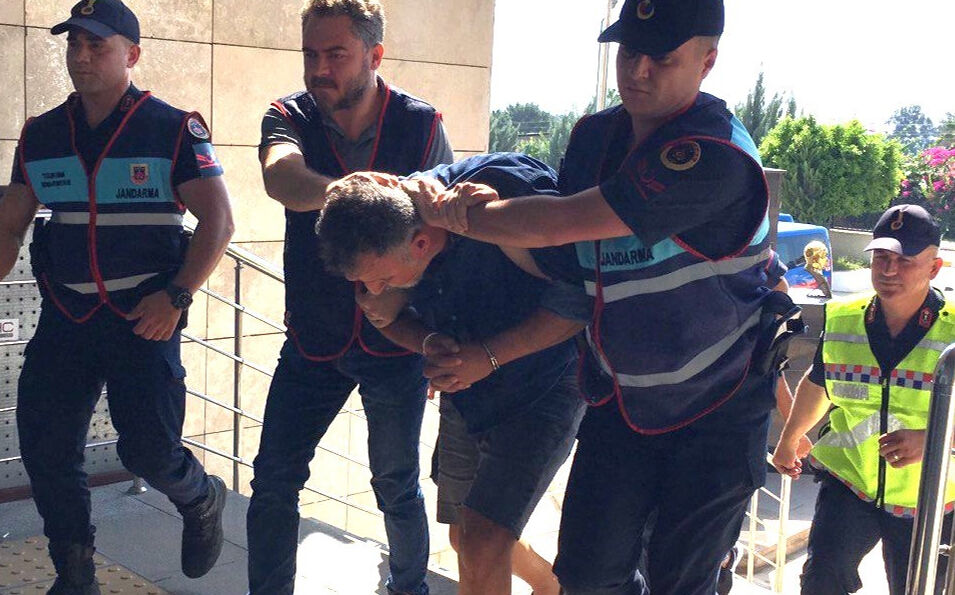 Evde cesedi bulunan öğretmenin katili, öğretmen sevgili çıktı! Kartını kullanıp gününü gün etmiş Evde cesedi bulunan öğretmenin katili, öğretmen sevgili çıktı! Kartını kullanıp gününü gün etmiş - 1. Resim