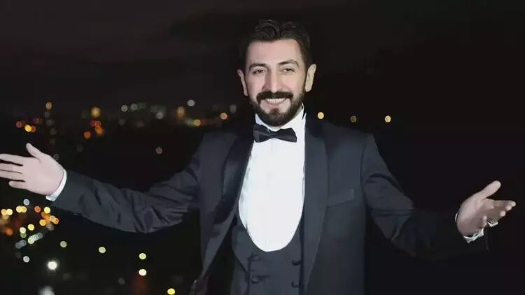 Ferman Toprak Bodrum'da ödediği lahmacun fiyatını söyleyip isyan etti! Ferman Toprak Bodrum'da ödediği lahmacun fiyatını söyleyip isyan etti! - 1. Resim