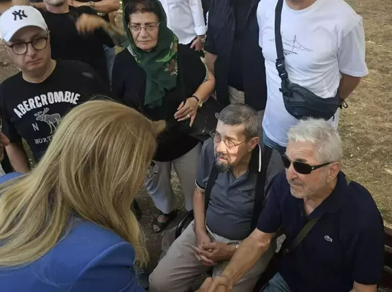 Oyuncu Cihat Tamer'in oğlu Atilla Tamer toprağa verildi! Cenaze töreninde tepki çeken selfie - 1. Resim