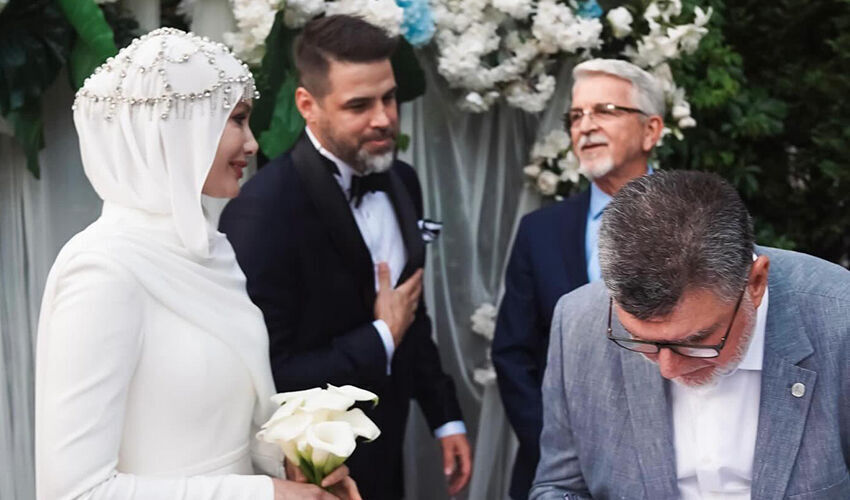 Reshad Strik eşi Gamze Özçelik'in doğum gününü böyle kutladı! - 1. Resim