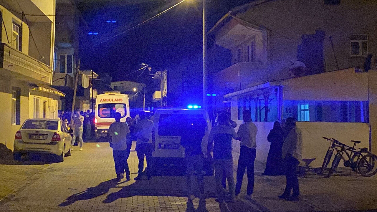 Tartıştığı kızını boğup çekyatın içine koymuştu! Cani babadan 'pes' dedirten savunma - 1. Resim