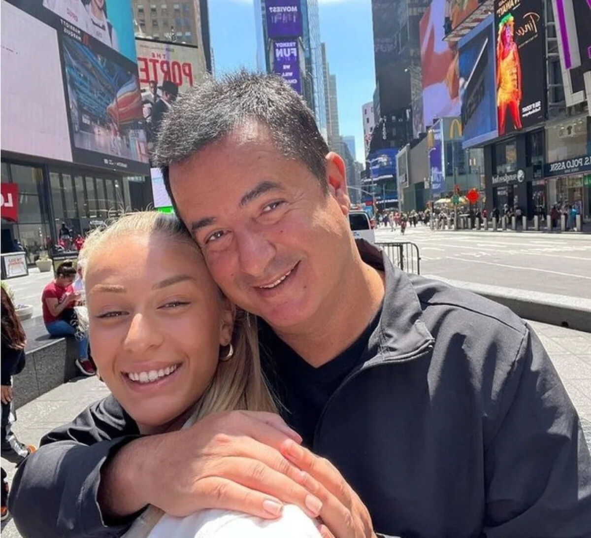 Acun Ilıcalı, Ayça Çağla Altunkaya ile ne zaman evleniyor! Tarih ve mekan belli oldu Acun Ilıcalı Ayça Çağla Altunkaya ile ne zaman evleniyor! Tarih ve mekan belli oldu - 1. Resim