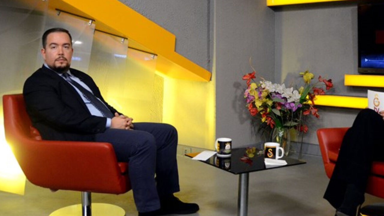 Galatasaray'da istifa! Young Boys hezimeti sonrası resmi olarak duyurdu Galatasaray'da istifa! Young Boys hezimeti sonrası resmi olarak duyurdu - 1. Resim