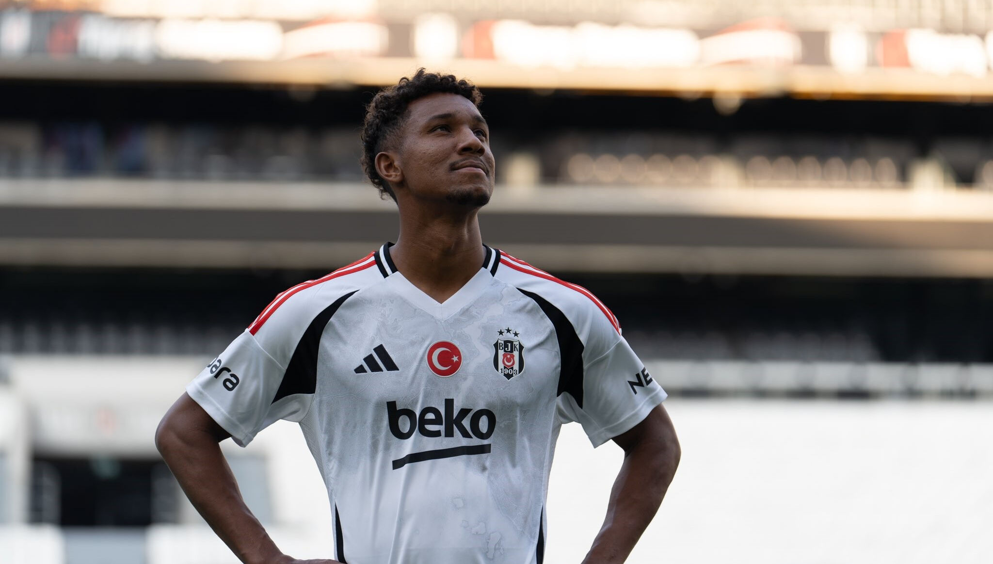 İmmobile yeni transfer Felix'i taktik vererek duyurdu: Durdur ve vur - 1. Resim