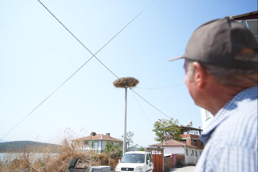 'Yaren' leylek ile Adem amca ayrıldı 'Yaren' leylek ile Adem amca ayrıldı - 3. Resim
