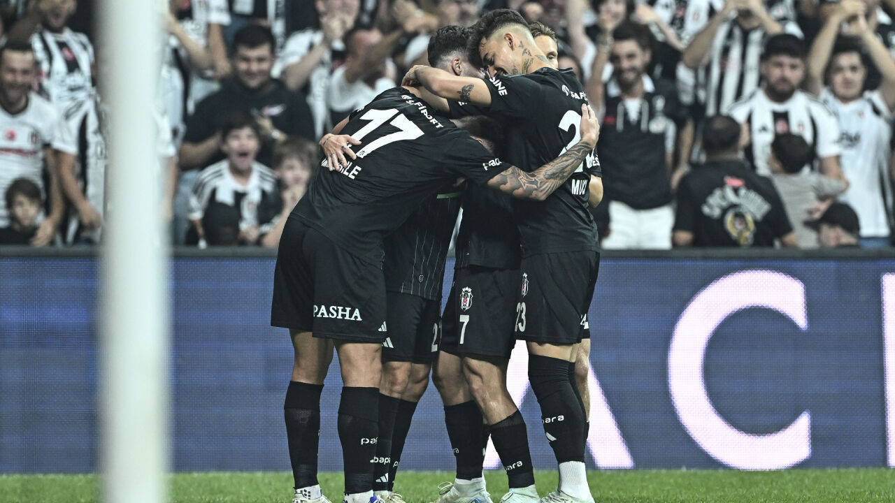 Dolmabahçe'de gol yağmuru! Beşiktaş, Lugano'yu parçalayarak gruplara kaldı - 1. Resim