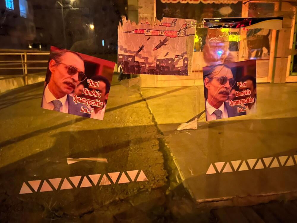 Etimesgut Belediyesi'nden kovulduklarını iddia eden kişiler Erdal Beşikçioğlu'na tepki gösterdi Etimesgut Belediyesi'nden kovulduklarını iddia eden kişiler Erdal Beşikçioğlu'na tepki gösterdi - 2. Resim