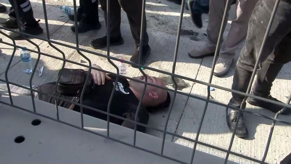 İstanbul Küçükçekmece'de metrobüs kazası! Can kaybı ve çok sayıda yaralı var | Ön rapor açıklandı İstanbul Küçükçekmece'de metrobüs kazası! Çok sayıda yaralı var - 4. Resim