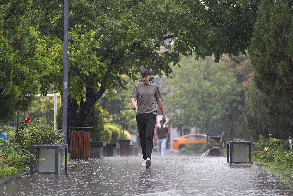 Meteoroloji'den İstanbul için yeni uyarı! Kuvvetli geliyor, saatlerce sürmesi bekleniyor... Meteoroloji'den İstanbul için yeni uyarı! Kuvvetli geliyor, saatlerce sürmesi bekleniyor... - 4. Resim