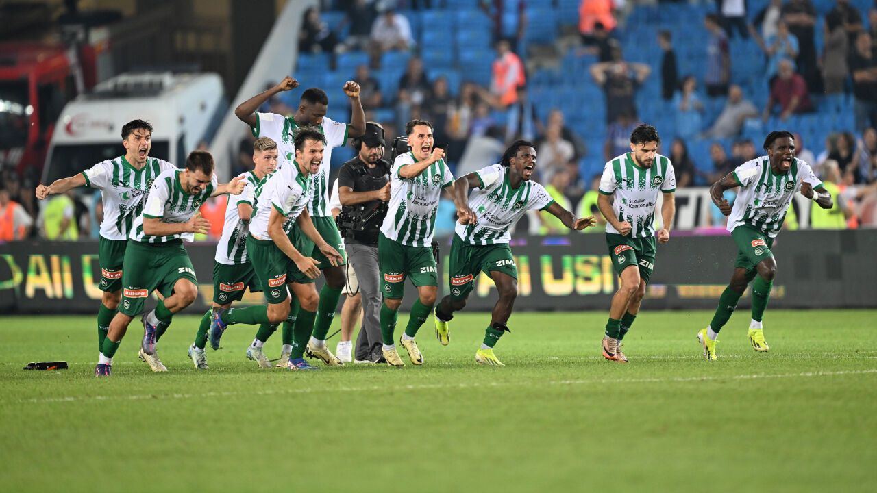 Trabzonspor, Konferans Ligi'nden elendi! St. Gallen penaltılarda turladı Trabzonspor, Konferans Ligi'nden elendi! St. Gallen penaltılarda turladı - 1. Resim