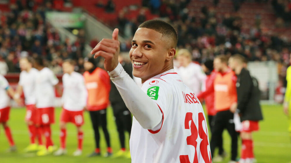 Galatasaray, Derrick Köhn'ün yerini doldurdu! Aslan'ın yeni sol beki Fransa'dan... - 5. Resim