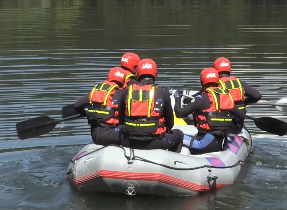 JAK timi Bolu'daki Gölcük Tabiat Parkı'nda 30 Ağustos Zafer Bayramı'nı böyle kutladı - 2. Resim