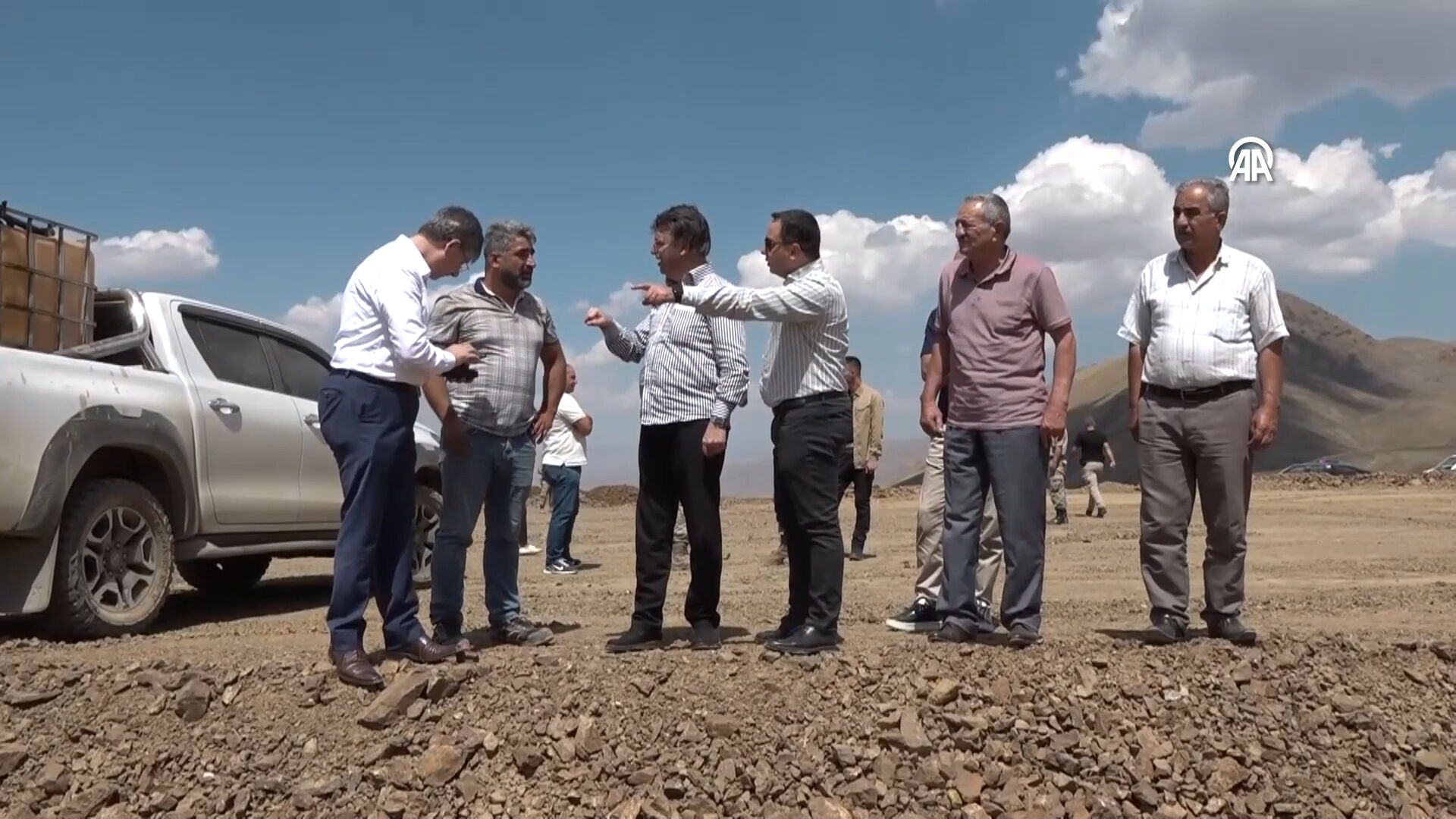 Jandarma 24 saat nöbette! Van'ın Muradiye ilçesini ayağa kaldıracak proje - 1. Resim