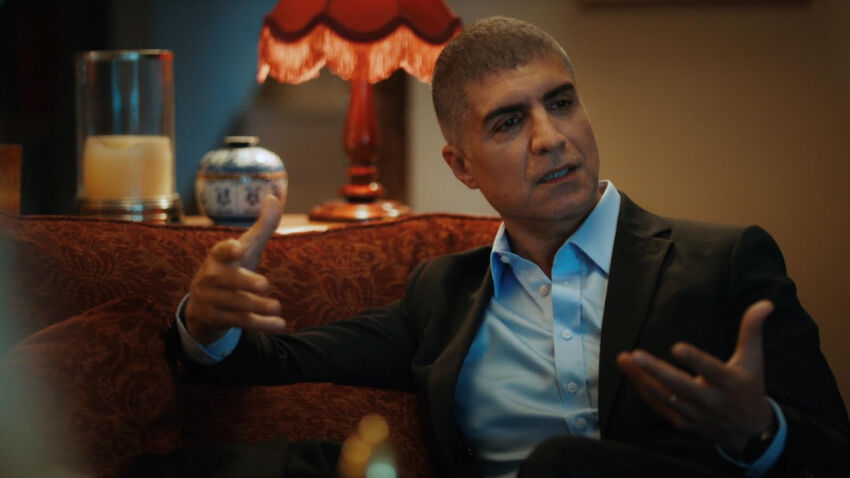 Özcan Deniz'in ailesi kaostan çıkamıyor! Bu kez küçük kardeşi konuştu: Kariyerine veda edecekti Özcan Deniz'in ailesi kaostan çıkamıyor! Bu kez küçük kardeşi konuştu: Kariyerine veda edecekti - 1. Resim