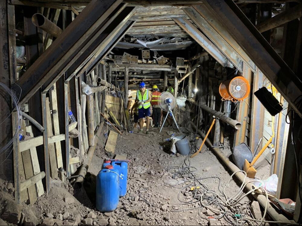 Tayland'da tünelde 6 gün mahsur kalmışlardı... Cansız bedenlerine ulaşıldı - 1. Resim