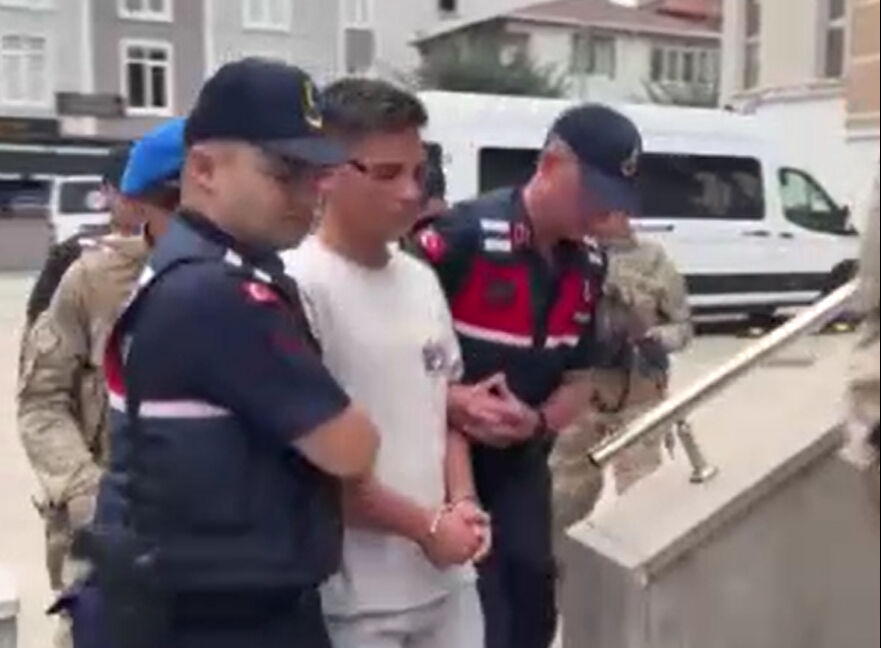 Tekirdağ'da gençlerin kavgası cinayetle bitti! Amcası ve dedesini çağırıp arkadaşına kurşun yağdırdı - 3. Resim