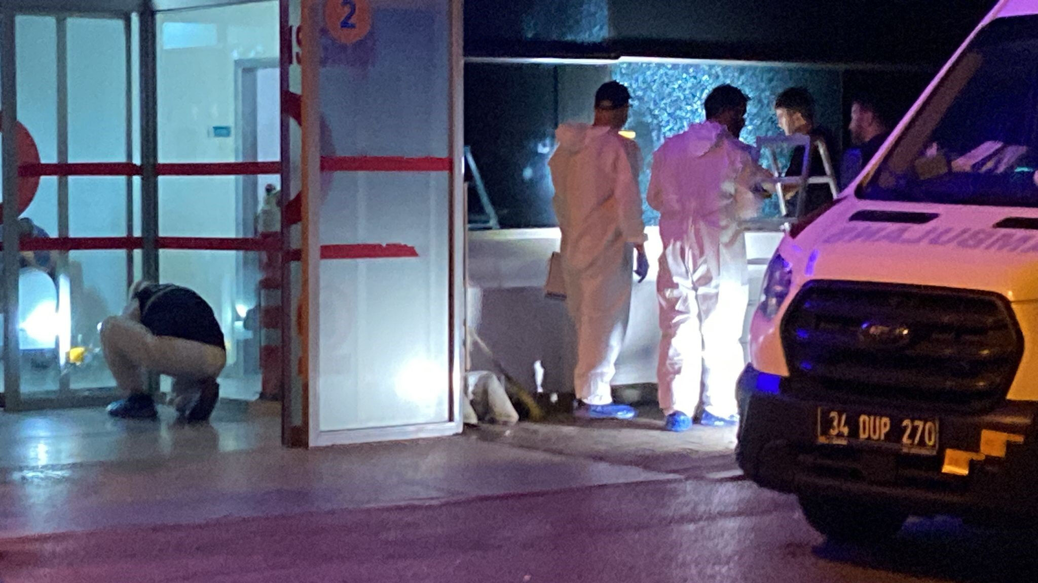 Bahçelievler Devlet Hastanesi’nde silahlı saldırı! Yaralılar var - 2. Resim