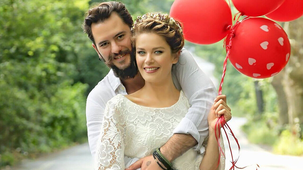 Burcu Biricik ticarete atıldı! Yeni işi şaşırttı - 1. Resim