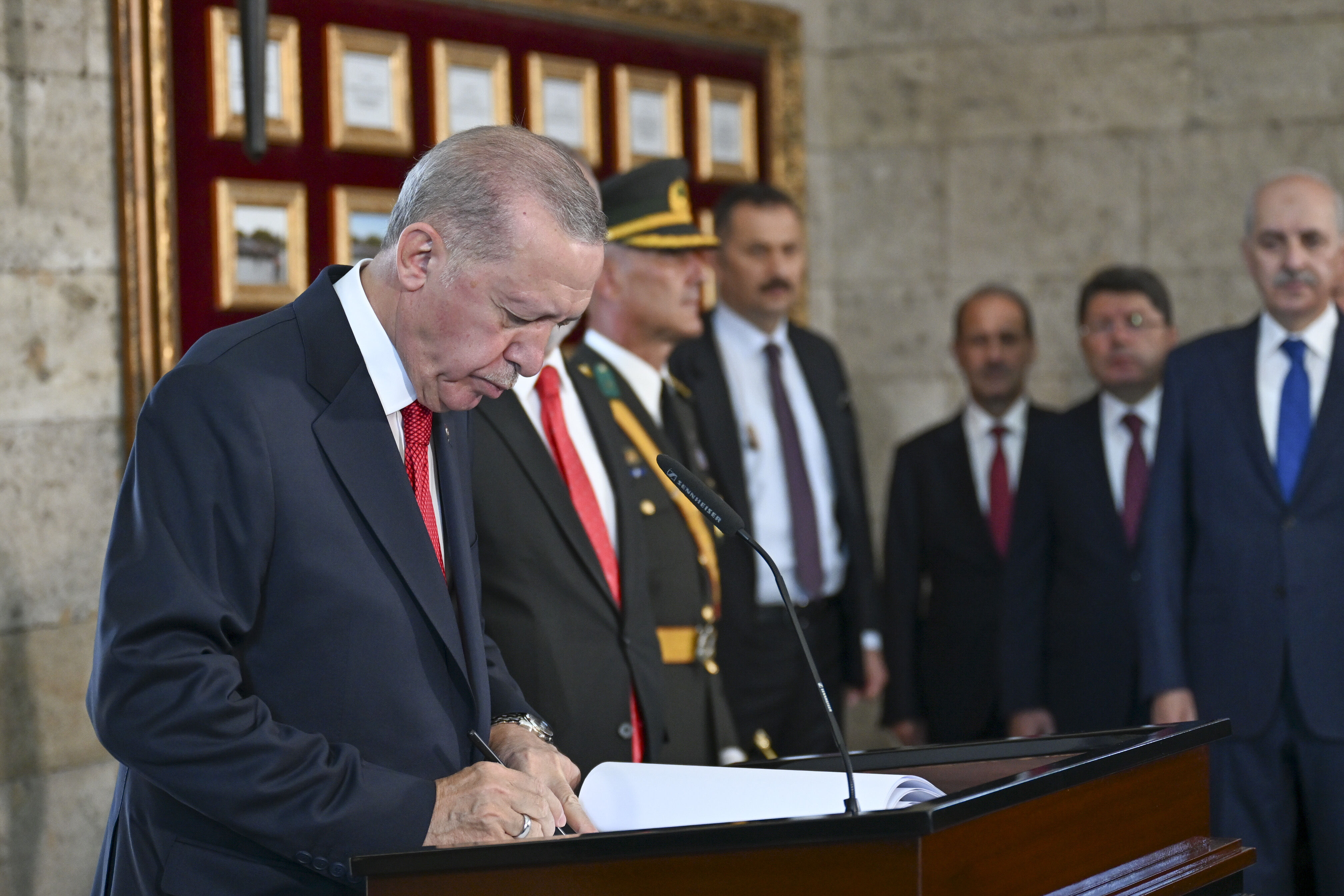 Cumhurbaşkanı Erdoğan:  Cumhurbaşkanı Erdoğan: Filistin'e sırtımızı asla dönemeyiz - 1. Resim